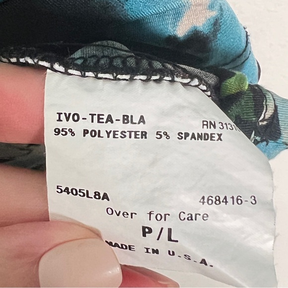 AGB black floral ruffled blouse top shirt size petite large LP B187 - Picture 3 of 4